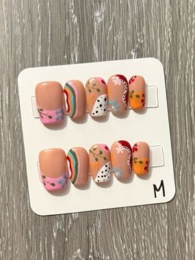 Peach & Pink Floral Press-On Nail Set
